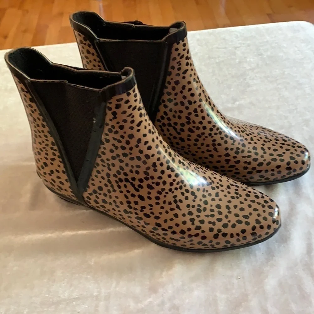 Loeffler Randall Leopard Chelsea Rain Boots 8